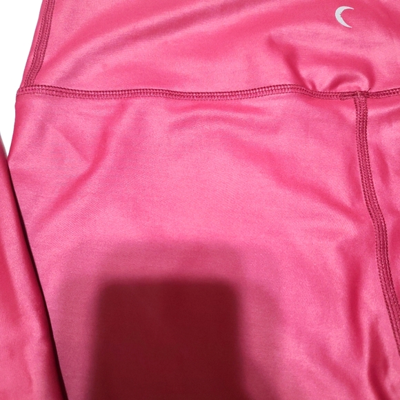 ZYIA Shiny Lipgloss Wine Magenta  Metallic Light N Tight Hi-Rise Sz 12 Leggings - Picture 2 of 11